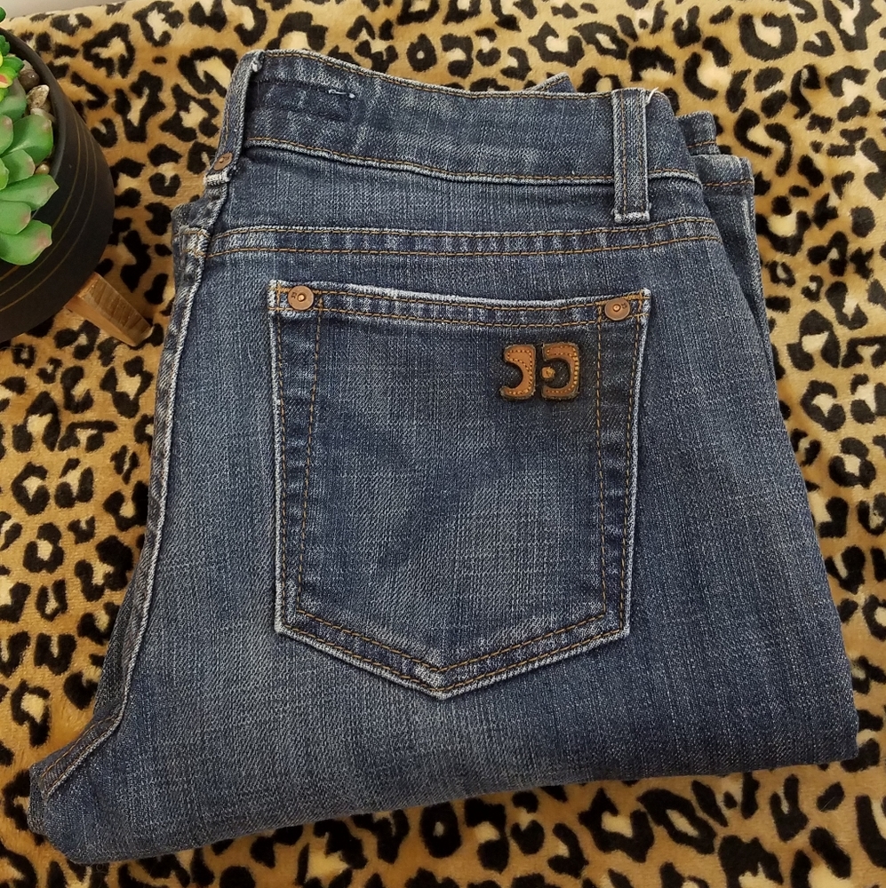 Joe's Jeans Bootcut 26 HP🤸‍♀️🎊🎉🎀